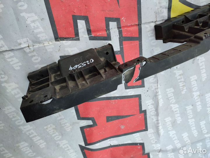 Кронштейн радиатора Haval F7 Хавал Ф7 2019