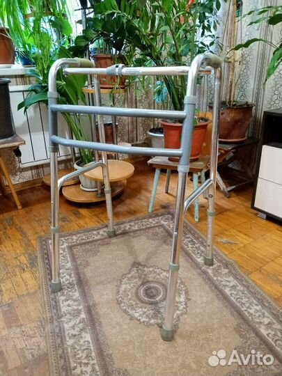 Ходунки для взрослых