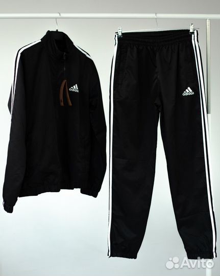 Спортивный костюм adidas женский