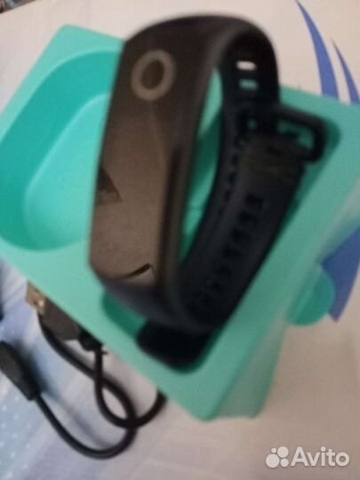 Смарт часы honor band 4