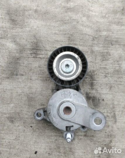 Натяжитель ремня Поло Рапид Джетта 1.6 cfna,cfnb