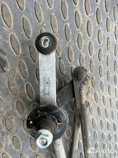 Трапеция дворников Nissan Almera G15