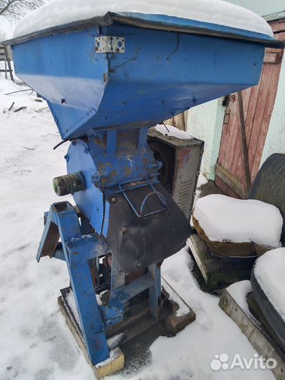 Мельница для зерна