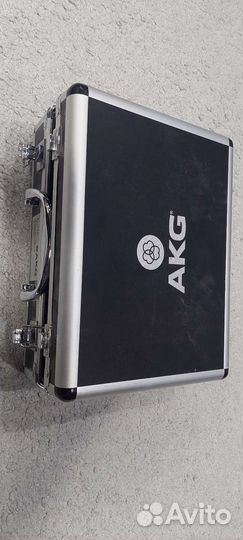 Студийный микрофон akg c214
