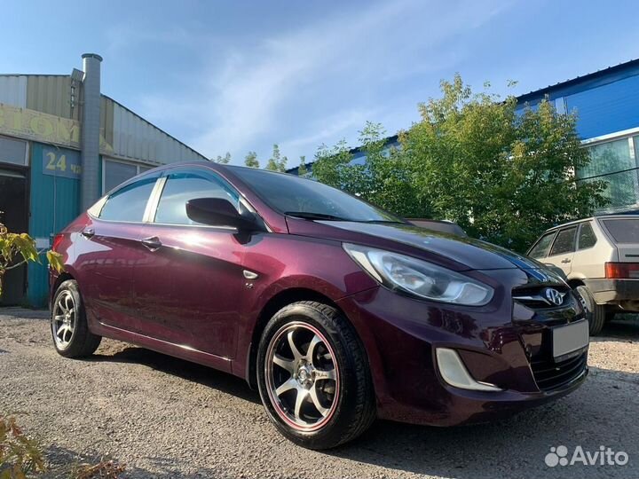 Hyundai Solaris 1.6 AT, 2012, 97 586 км