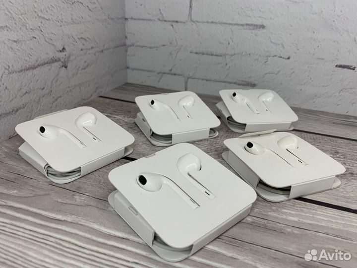 Оригинальные наушники Apple EarPods lightning