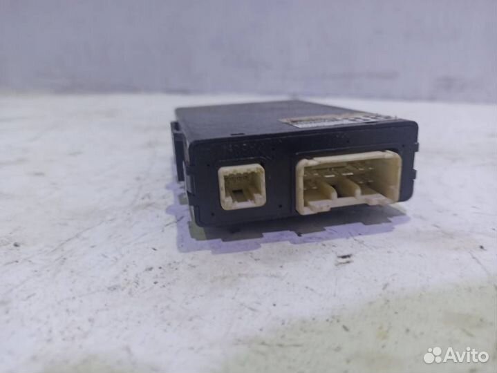 Блок управления 8981560130