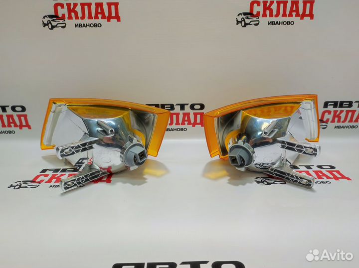 Поворотники желтые Ваз 2110-12 для фары без линзы