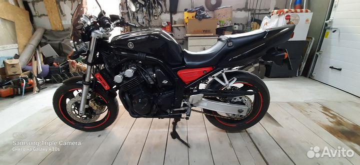 Yamaha fz400