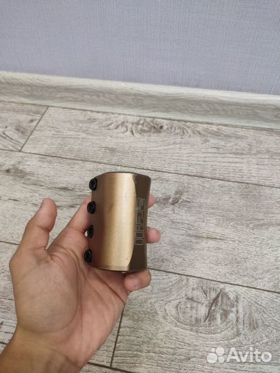 Зажим для трюкового самоката scs