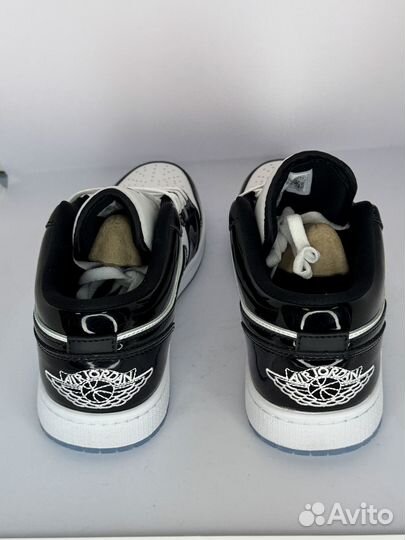 Nike Air Jordan 1 Low 