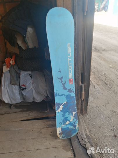 Продам сноуборд