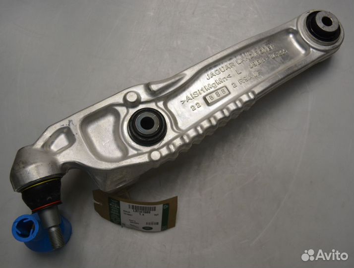 Рычаг передний нижний левый LR141989 Land Rover