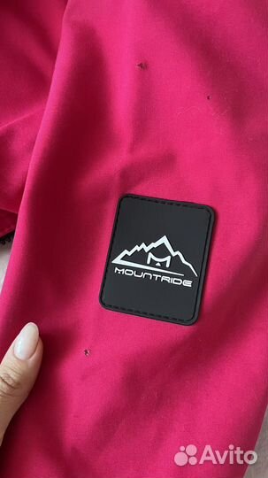 Анорак, сноубордическая и горнолыжная куртка