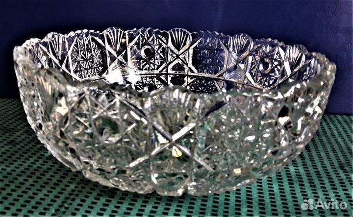Большая хрустальная ваза для фруктов