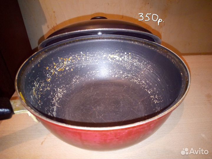 Кастрюли и сковородки