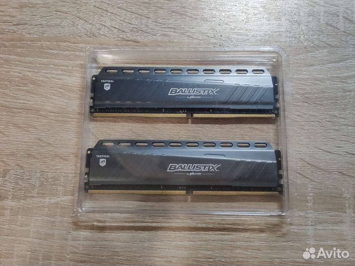 Crucial Ballistix Tactical 16GB DDR4 3000Mhz