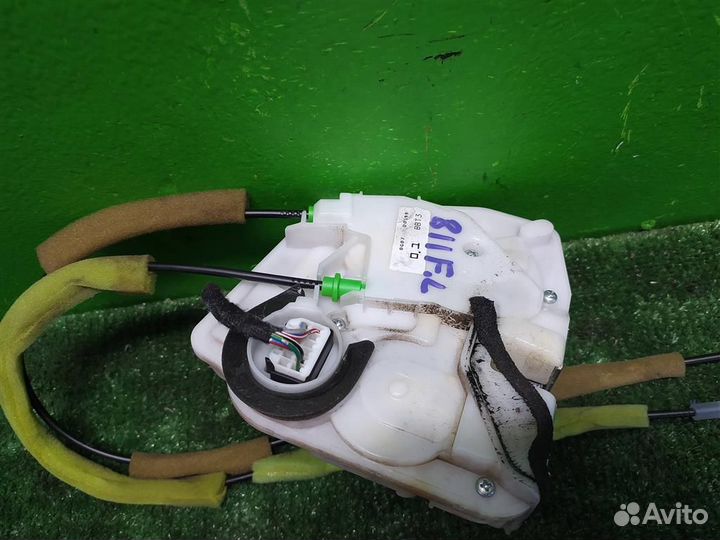 Замок двери передней левой Mazda 3 (BL) 2010