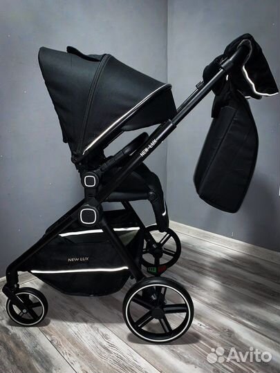 Новая Коляска прогулочная