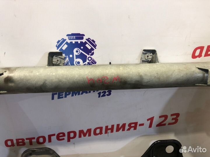 Подрамник передний Mercedes C200 W204 271.950 2008