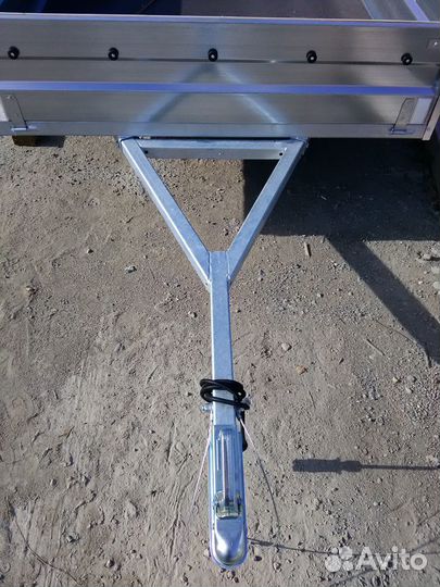 Двухосный прицеп Титан, оцинкованный