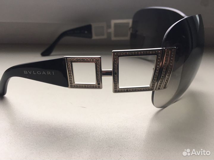 Солнцезащитные очки женские италия