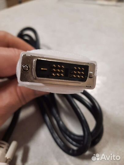 Кабель для компьютера