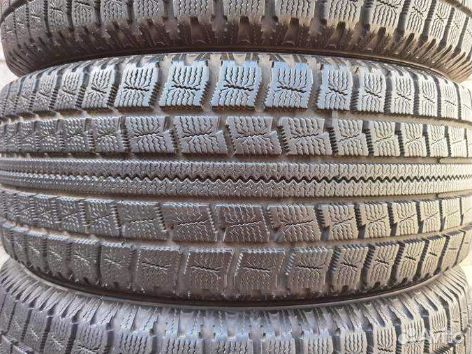 Toyo Observe Garit G30 215/60 R16 95Q
