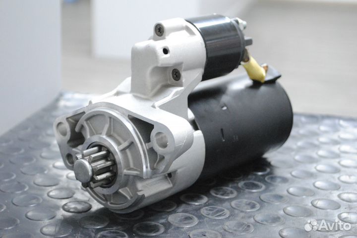 Стартер VW Touareg, Audi Q7 3.0 TDi новый