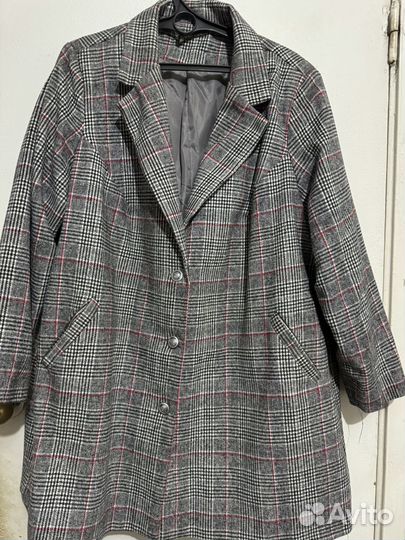 Пиджак женский 64размера