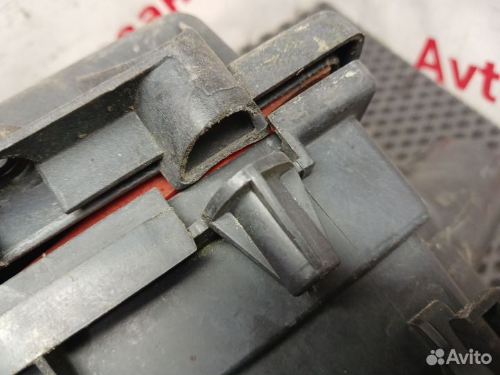 Корпус воздушного фильтра Skoda Octavia A4