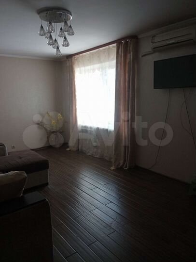2-к. квартира, 60 м², 2/9 эт.