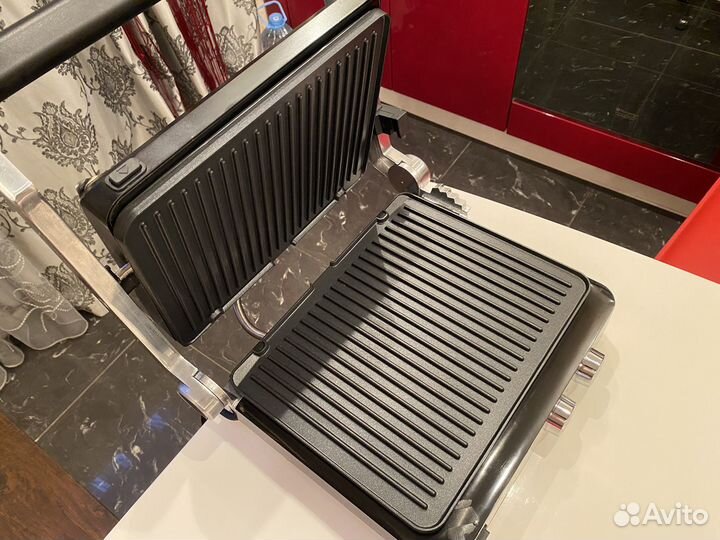 Электро гриль Polaris PGP 2402