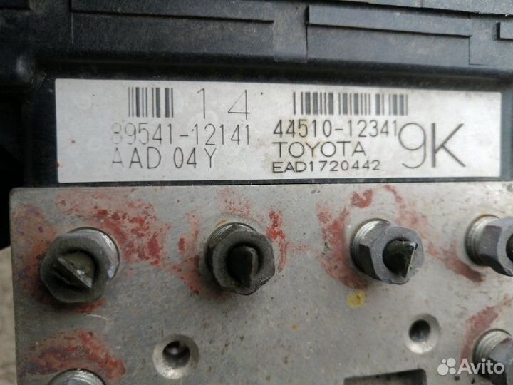 Блок abs Toyota Runx ZZE122
