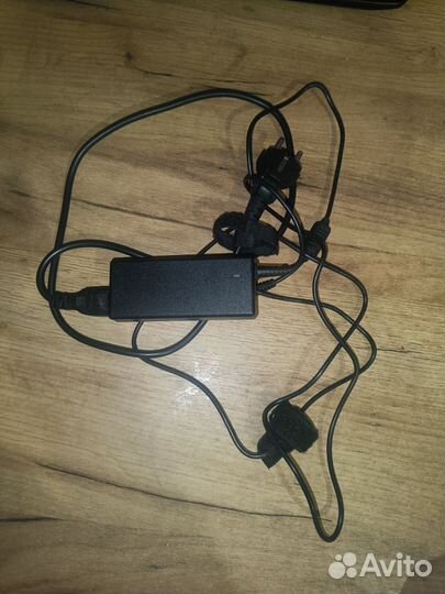 Ноутбук samsung r540