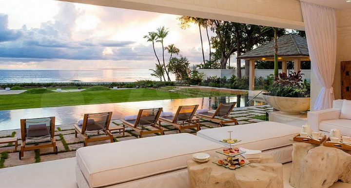 Дом 420 м² на участке 7 сот.