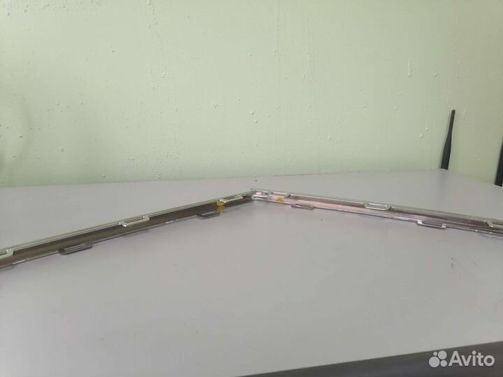 Накладка на решетку радиатора Volkswagen polo 2020