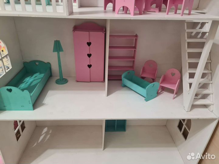 Домик кукольный