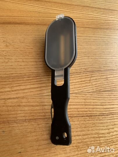 Нож для чистки рыбы с контейнером