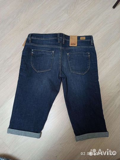 Шорты женские