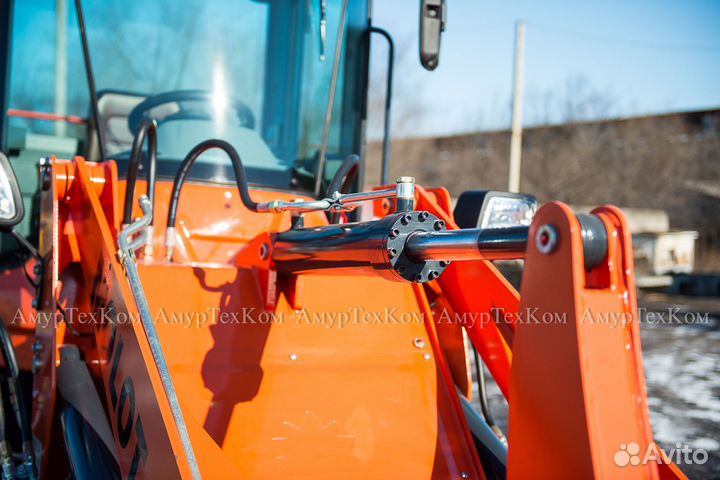 Фронтальный погрузчик Molot 180, 2023