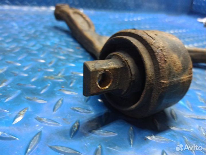 Рычаг подвески передний левый Volvo Xc90