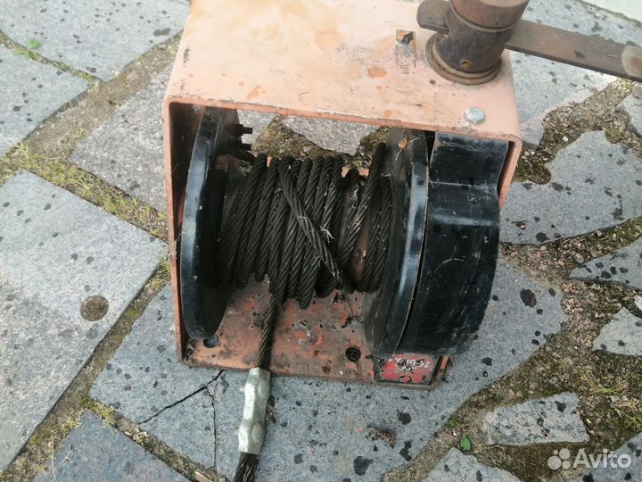 Лебедка ручная бу