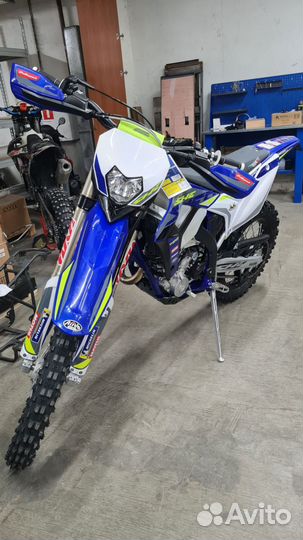 Мотоцикл Шерко Эндуро Sherco SEF300 4T Husqvarna