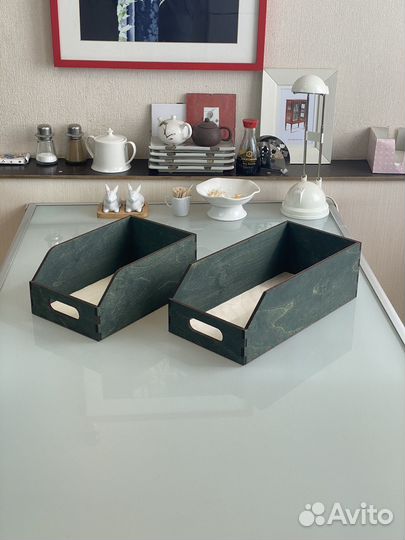 Коробки, ящики, стенды, органайзеры из дерева