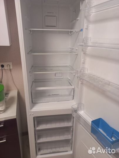 Холодильник indesit