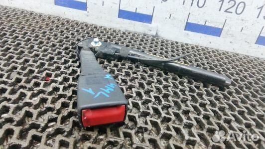 Защелка ремня безопасности opel zafira B (UML01NV0