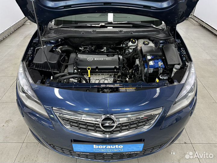 Opel Astra 1.6 МТ, 2012, 28 069 км