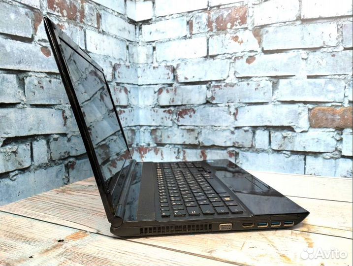 Игровой Fujitsu на i3-3110m/ GT 620M/ RAM 8/ SSD