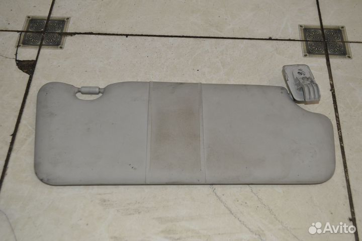 Козырек солнцезащитный левый Nissan Almera G15